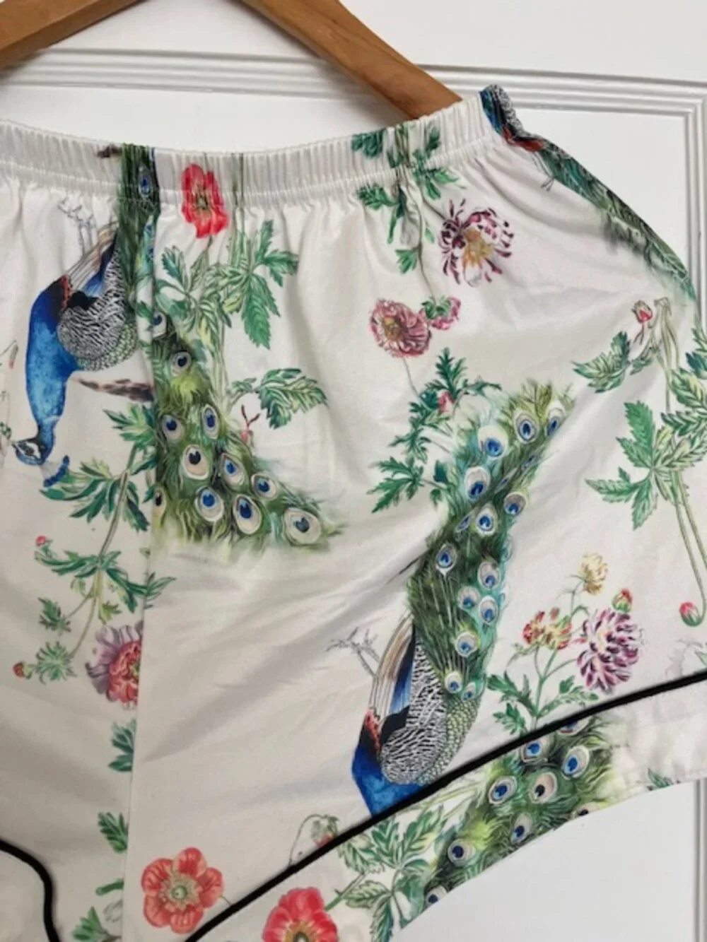 Two Piece Peacock Pajama Short Set | Size Medium - Picture 6 of 8